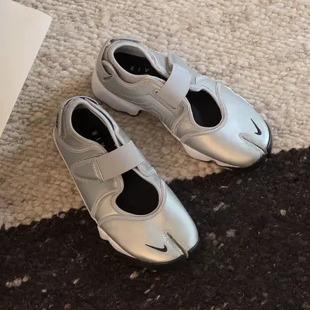 Nike Women's “ninja” Air Rift Leather - Silver