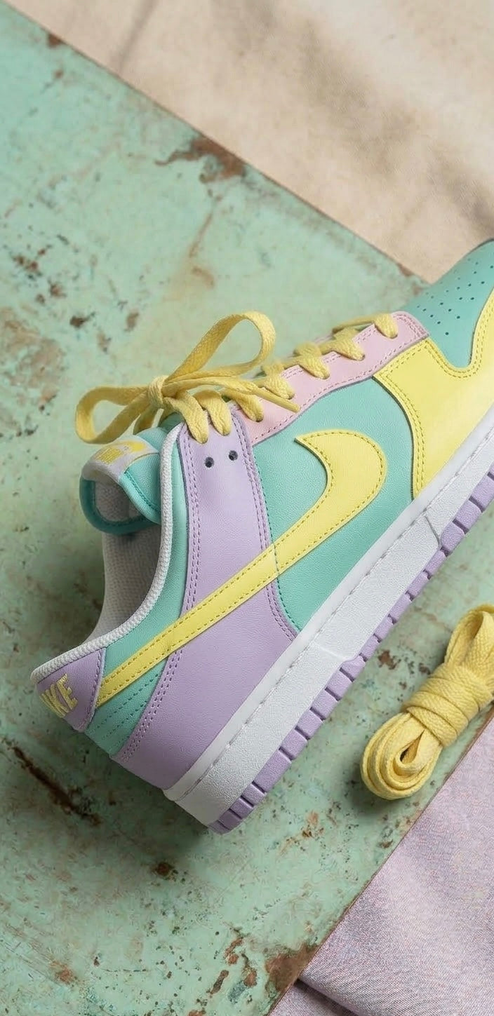NIKE DUNK LOW EASTER EGG 2k26