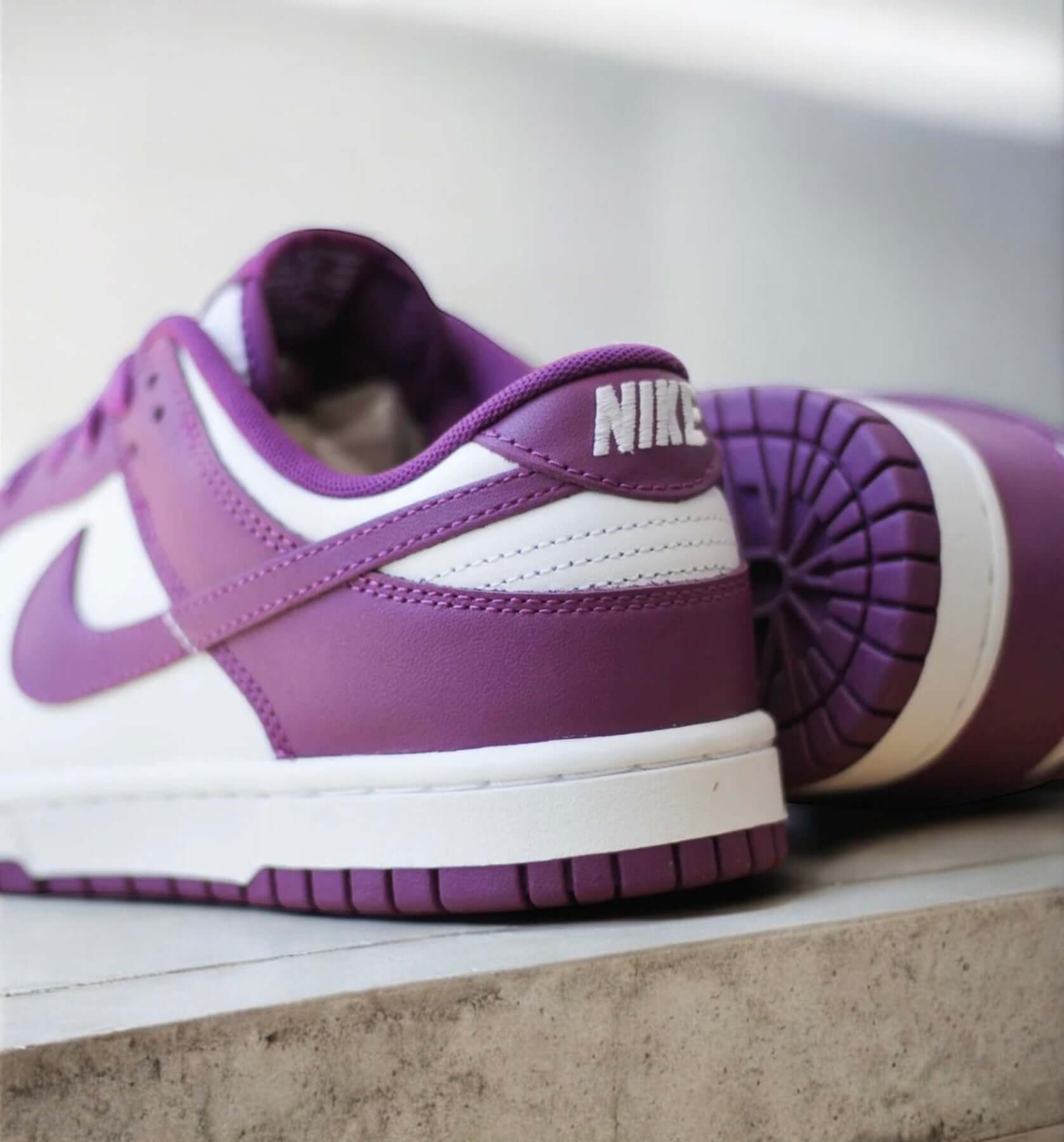 NIKE DUNK LOW RETRO "VIOLET"