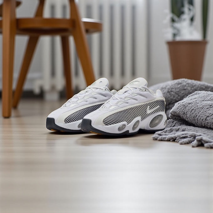 Nike
NOCTA Glide x Drake - White/white-black-university Gol