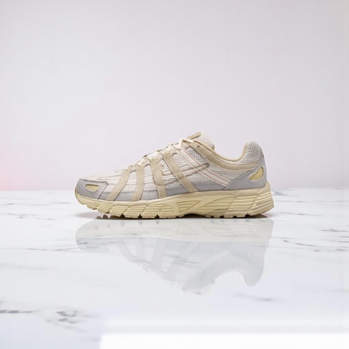 NIKE P-6000 "COLLEGE GREY/KHAKI-TEAM GOLD-PALE IVORY"
