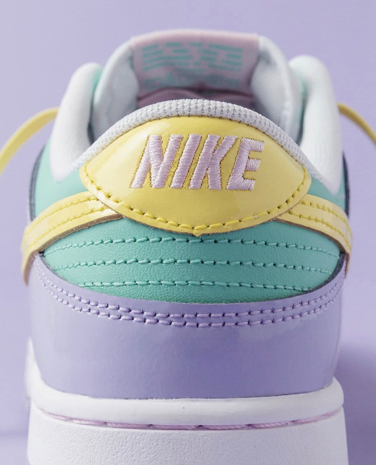 NIKE DUNK LOW EASTER EGG 2k26