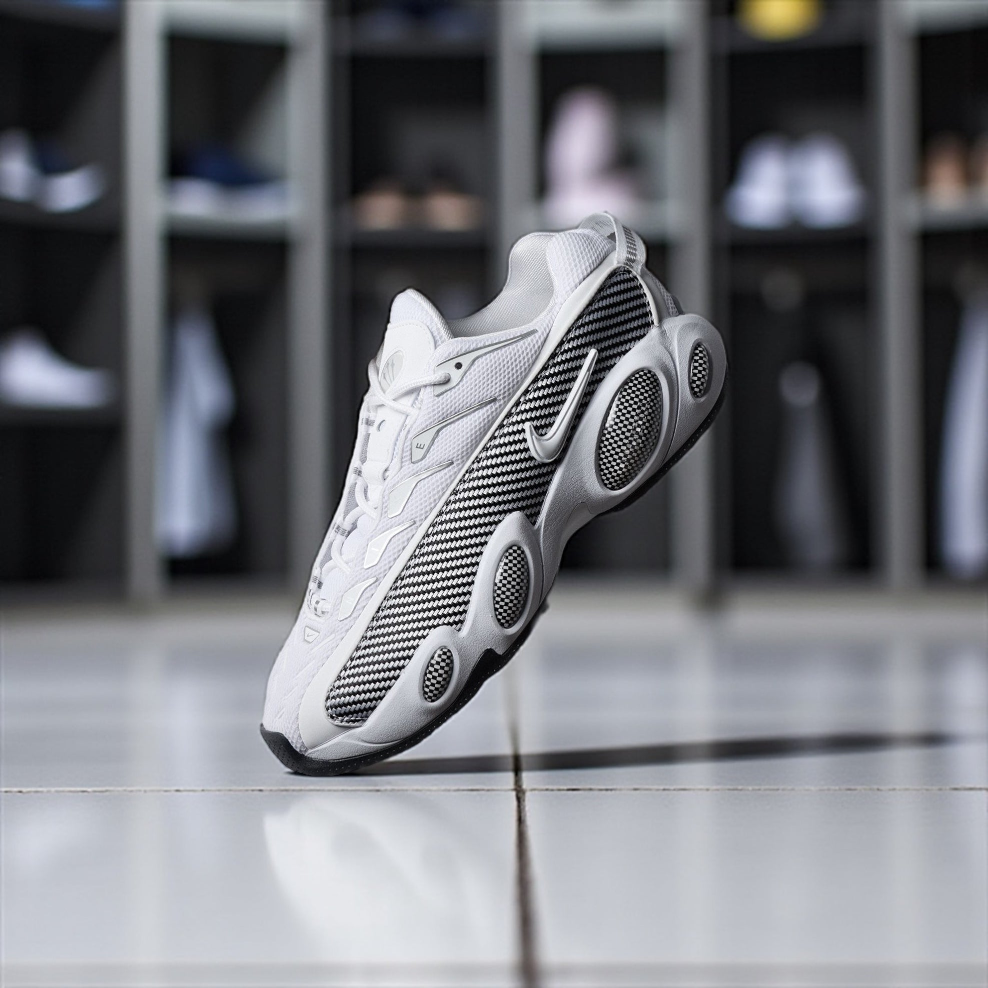 Nike NOCTA Glide x Drake - White/white-black-university Gol Nike NOCTA Glide x Drake - White/white-black-university Gol