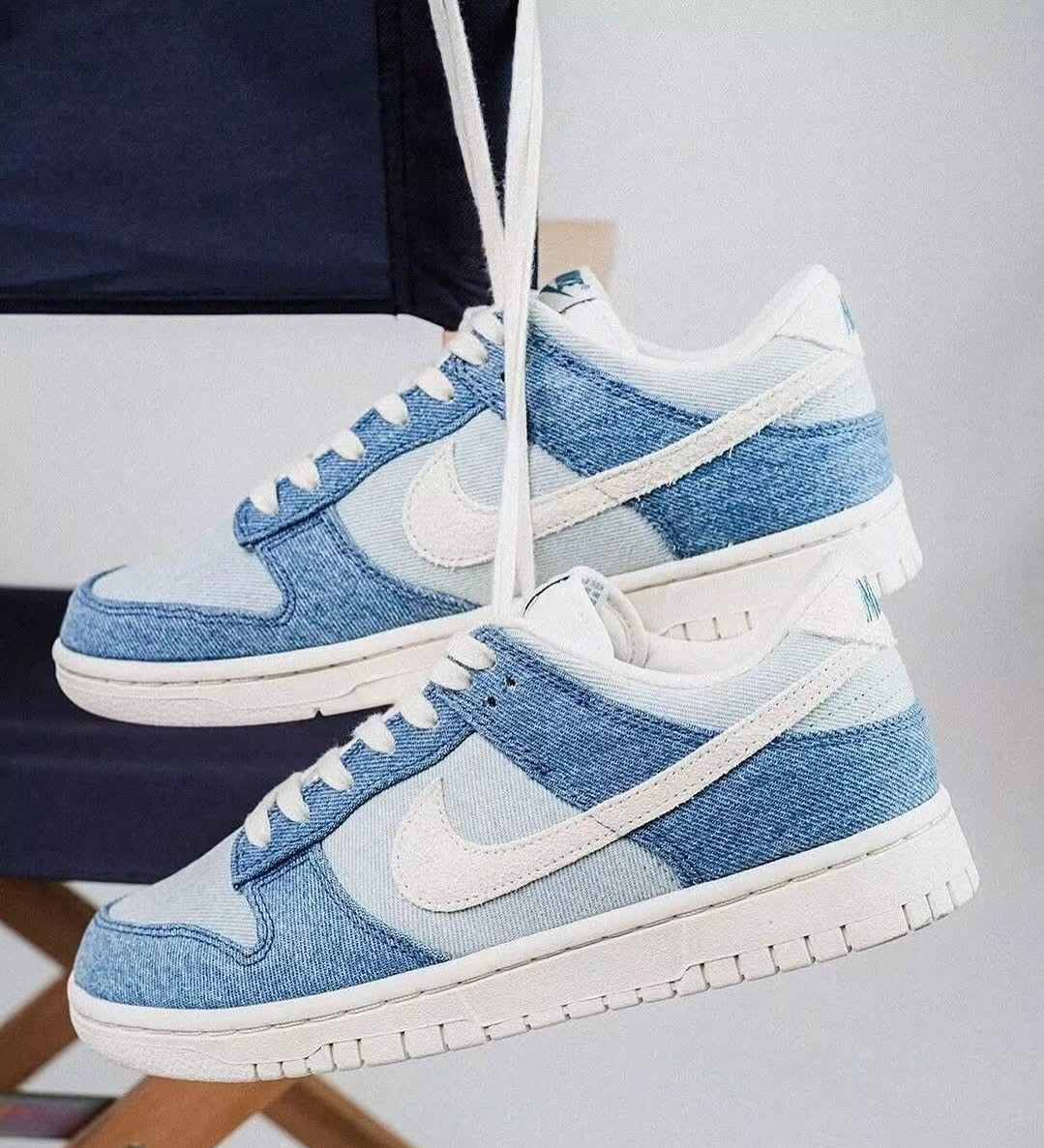 NIKE DUNK LOW WMN "SMOKEY BLUE/PALE IVORY-DENIM TURQ-OCHRE"