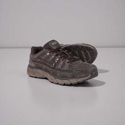 NIKE P-6000 SE "VELVET BROWN/VELVET BROWN-IRONSTONE"