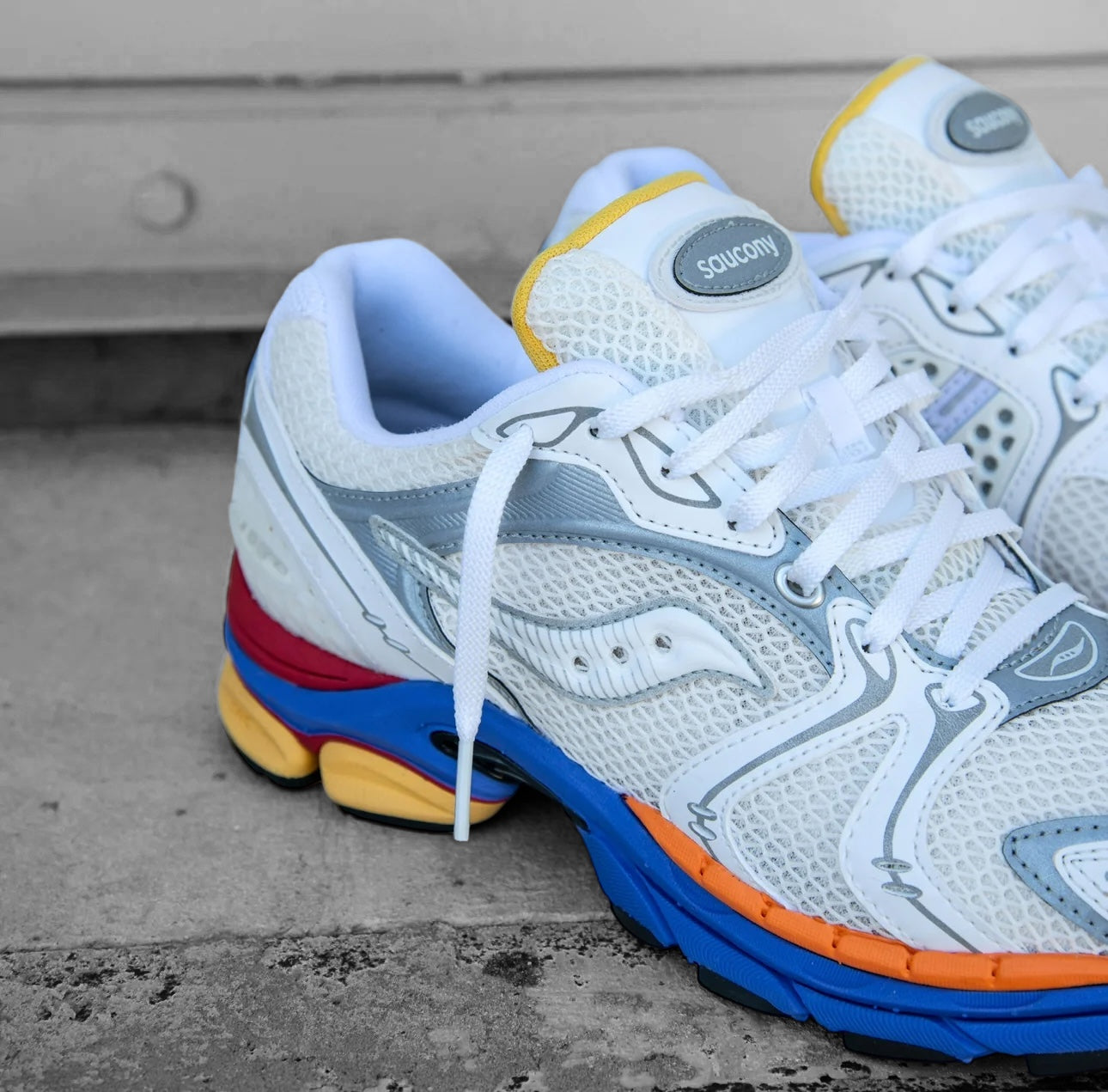 SAUCONY PROGRID TRIUMPH 4 white/multi blanc