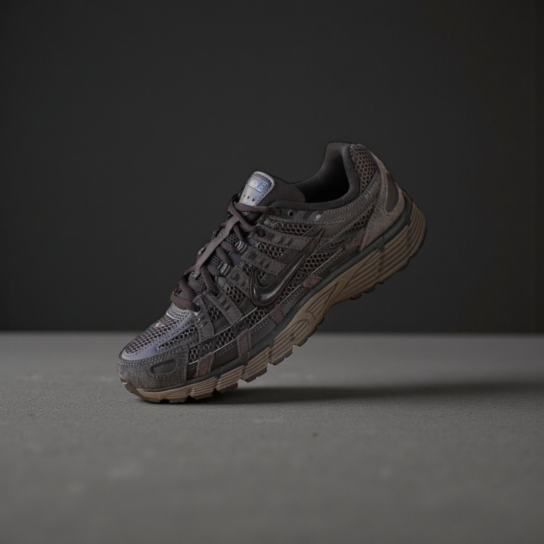 NIKE P-6000 SE "VELVET BROWN/VELVET BROWN-IRONSTONE"