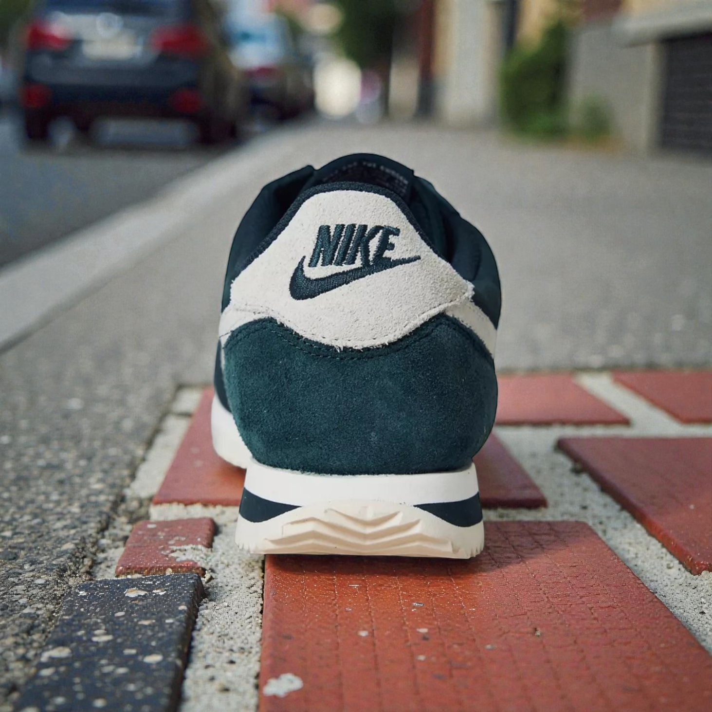 Nike Men's Cortez Premium Sneaker