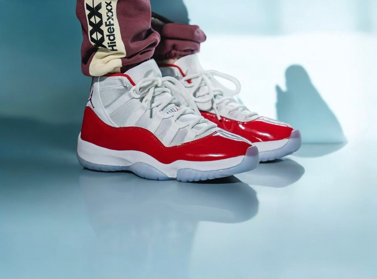 Jordan 11 Retro Cerise (2022)