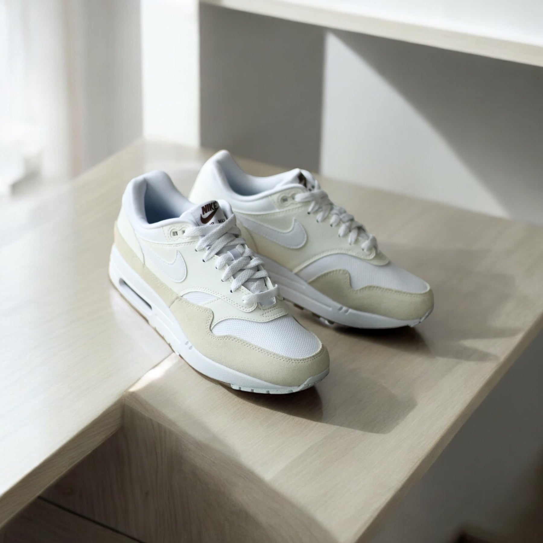 NIKE AIR MAX 1 VOILE