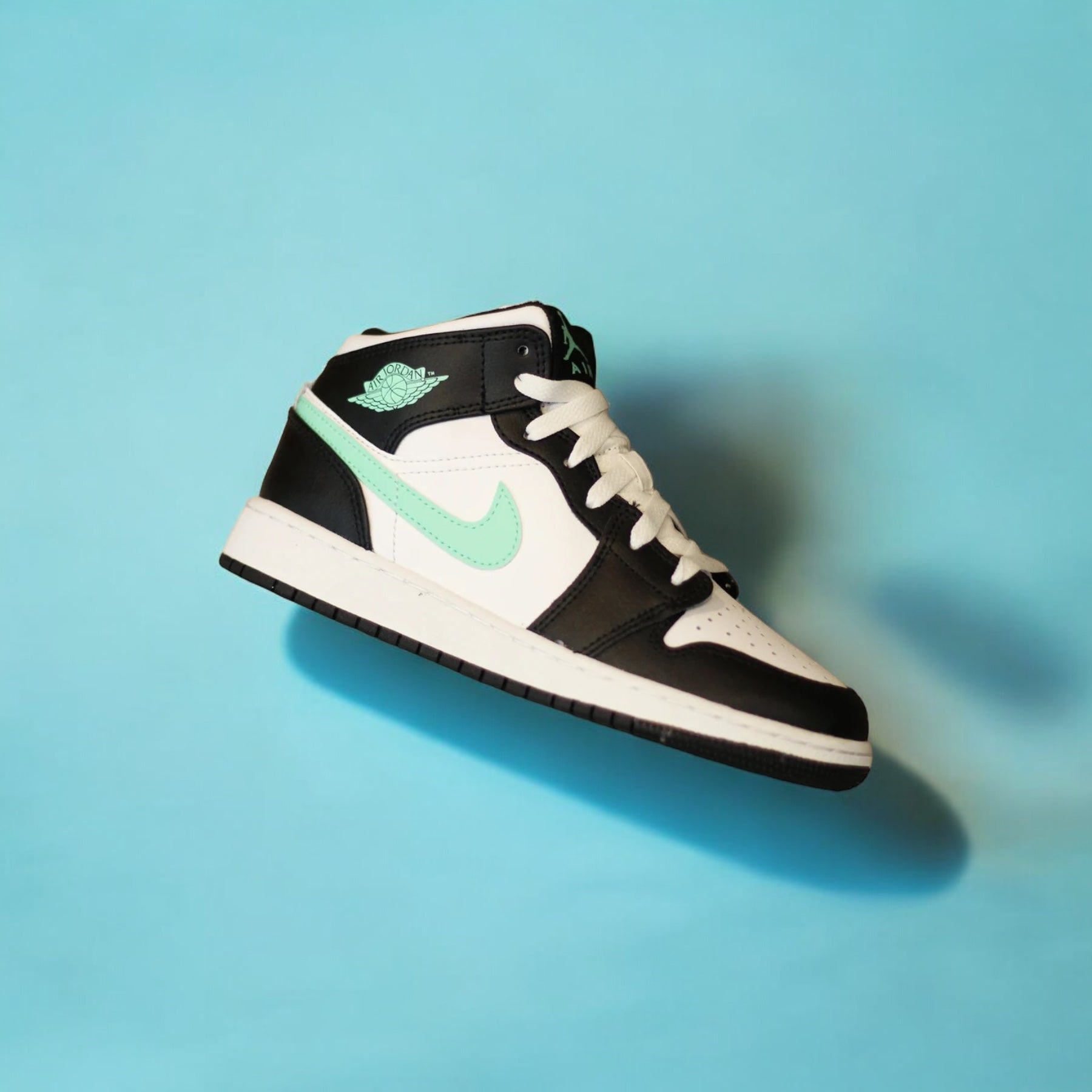 Jordan 1 Mid Green Glow (GS)