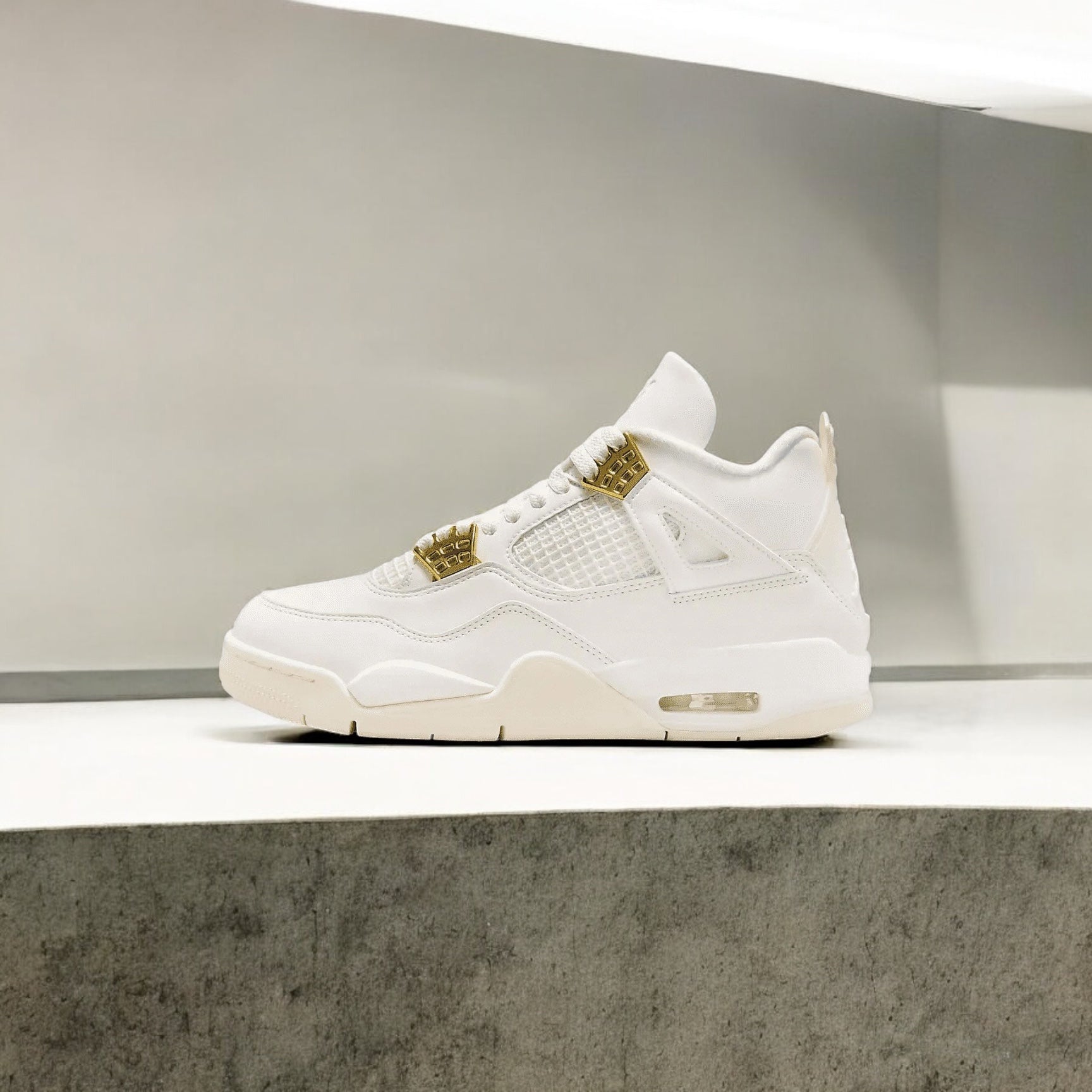 Jordan 4 Retro Metallic Gold (Femme)