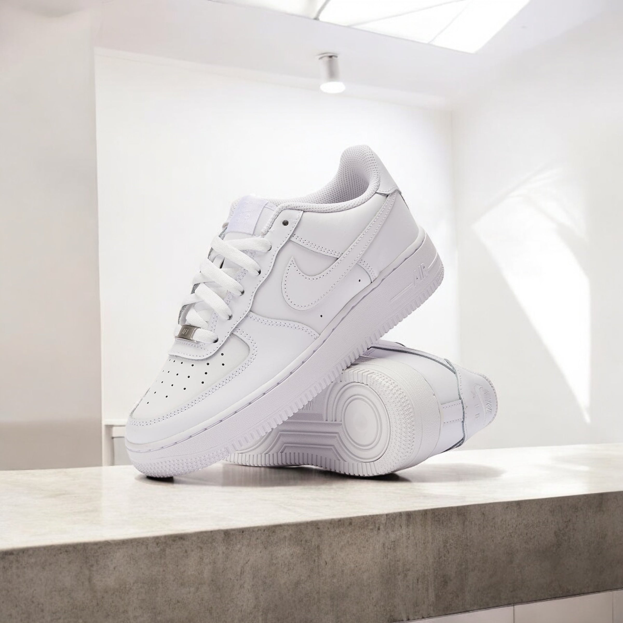 Nike Air Force 1 Low LE Triple White (GS)