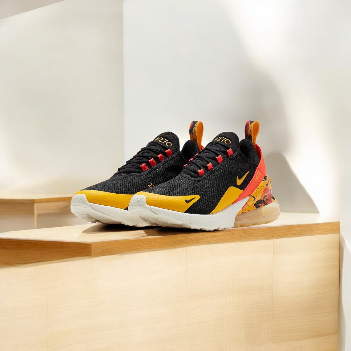 Nike Air Max 270 Floral Noir Rouge Or (Femme)
