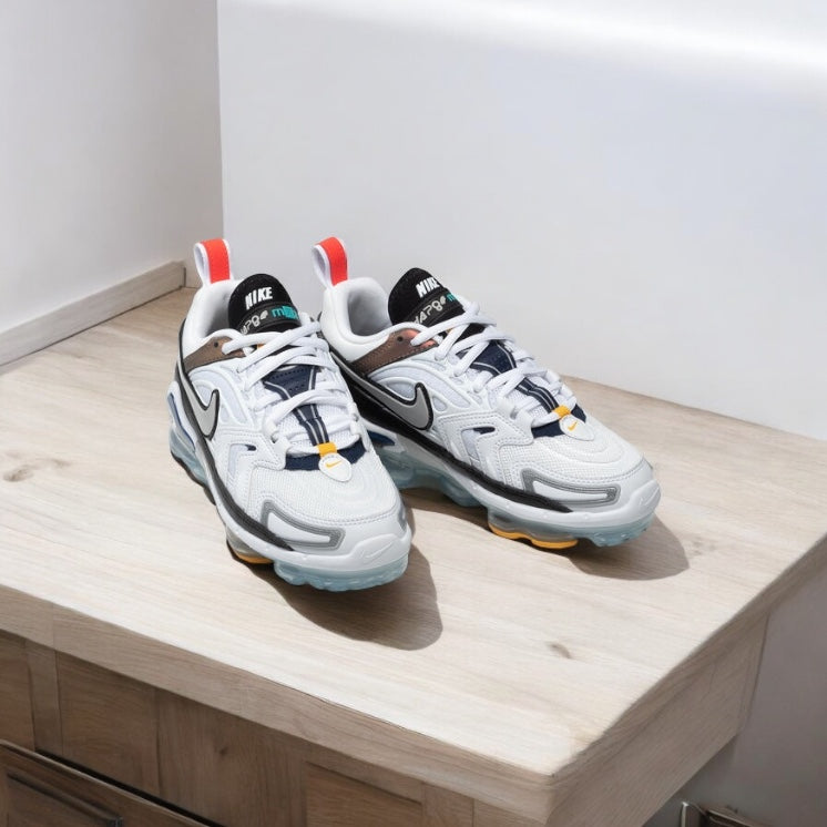 Nike Air VaporMax EVO Evolution of Icons (Women's)