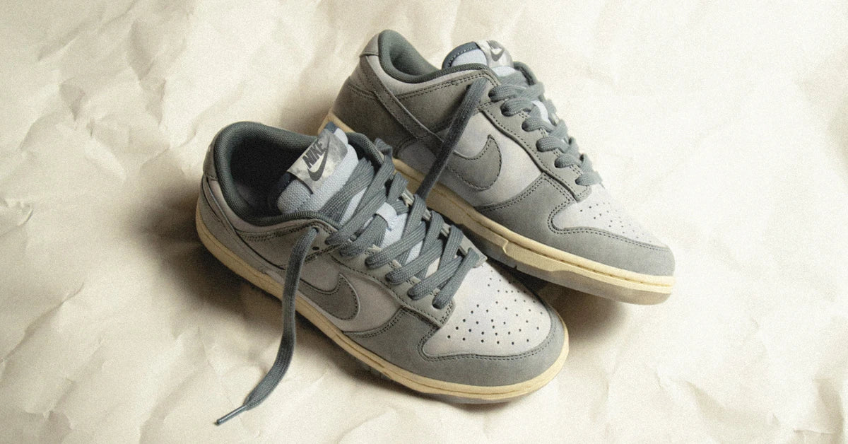 NIKE DUNK LOW WMN COOL GREY FOOTBALL GREY