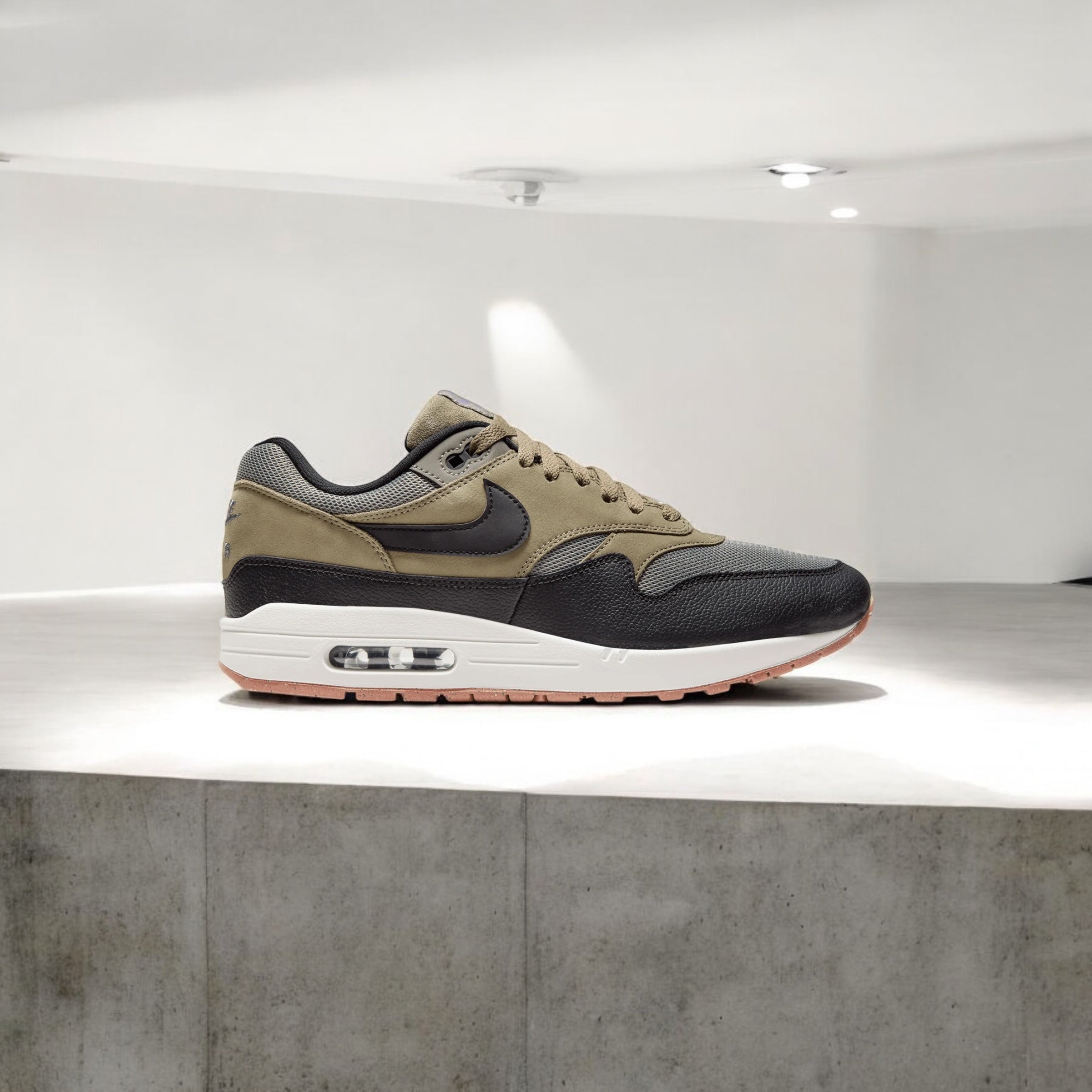 NIKE AIR MAX 1 STUC FONCÉ