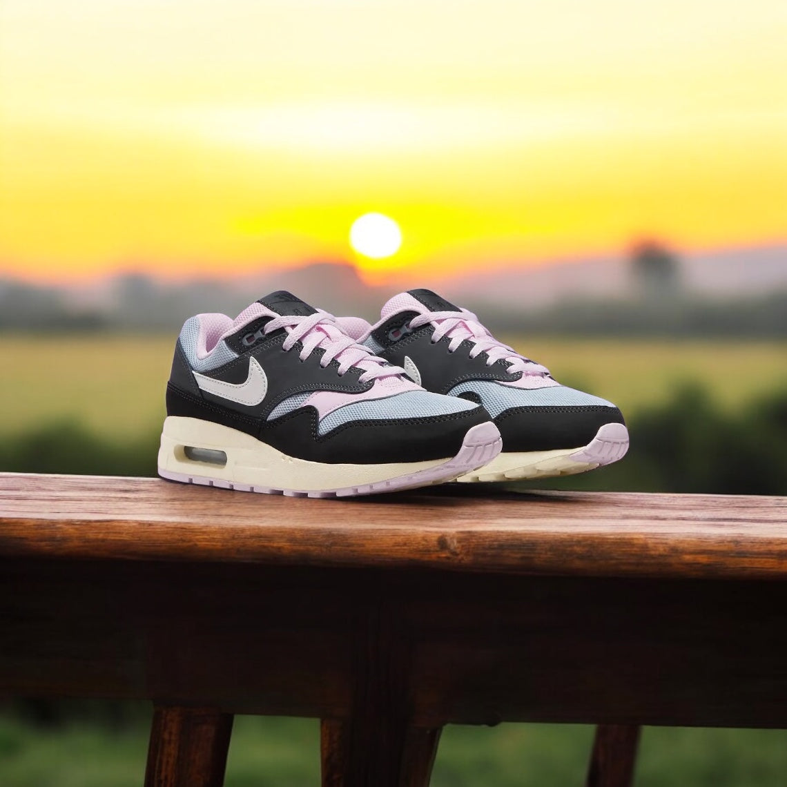 NIKE AIR MAX 1 GS ANTHRACITE PINK FOAM