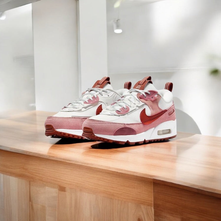 NIKE AIR MAX 90 FUTURA WMN red stardust