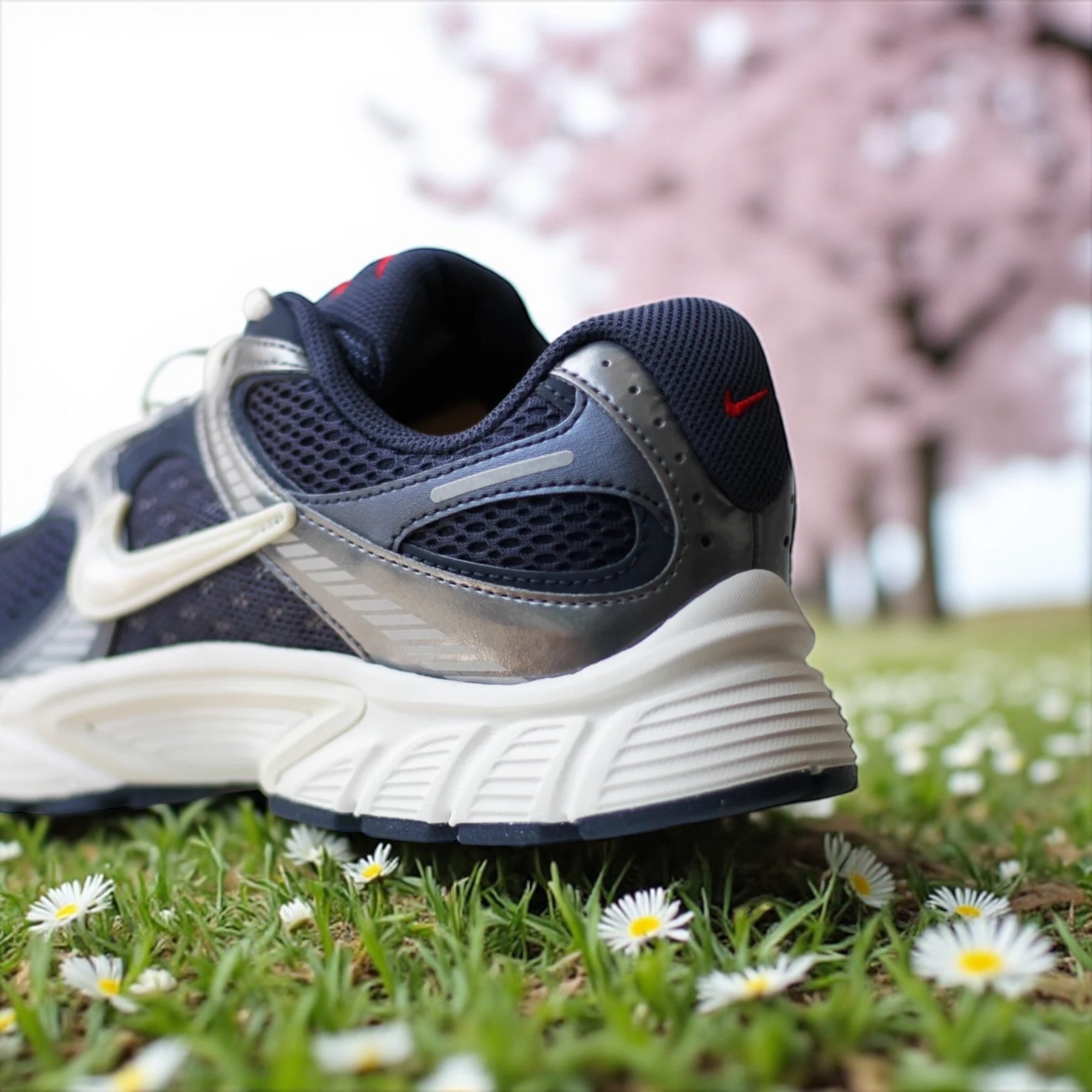 NIKE V5 RNR "THUNDER BLUE/SAIL-PALE IVORY-COOL GREY"