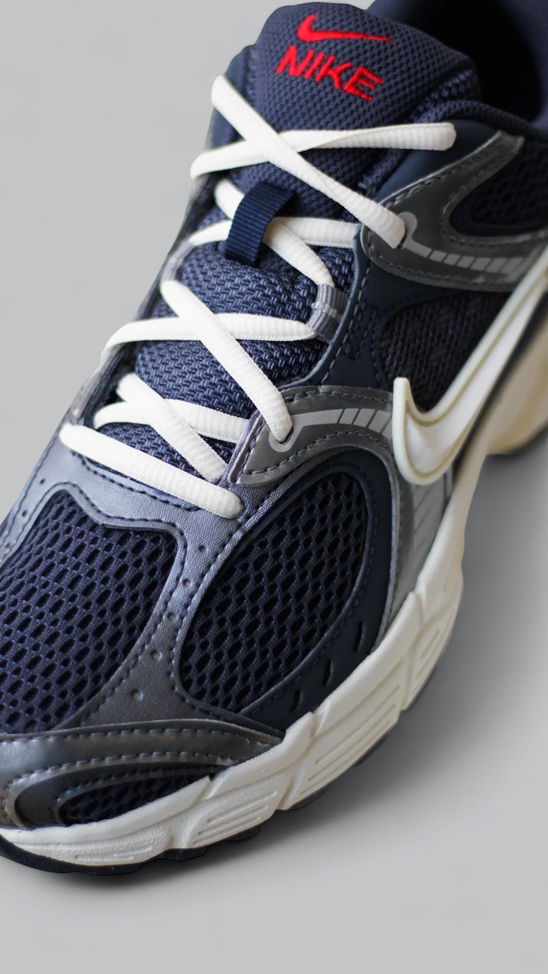 NIKE V5 RNR "THUNDER BLUE/SAIL-PALE IVORY-COOL GREY"
