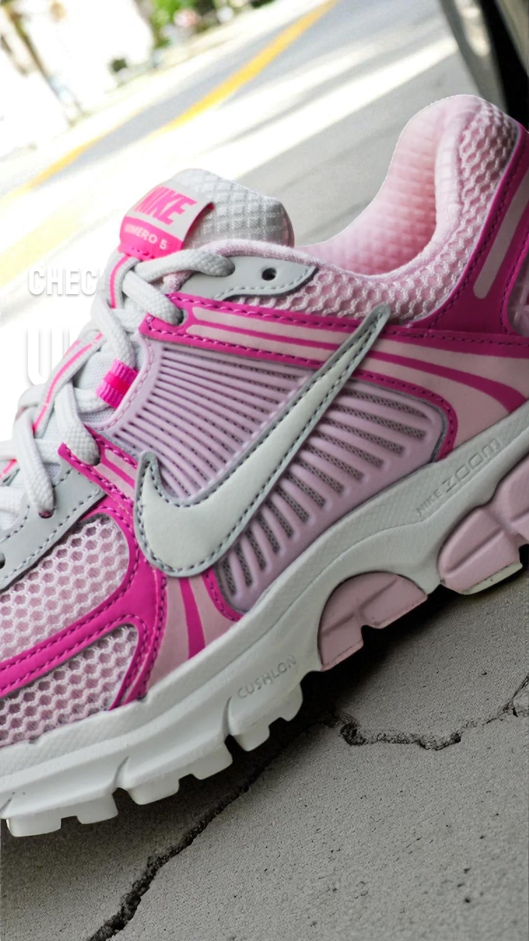 NIKE ZOOM VOMERO 5 WMN"HYPER PINK/SUMMIT WHITE-PINK FOAM"