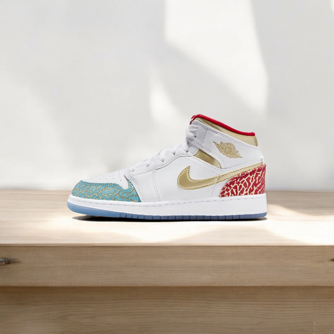 AIR JORDAN 1 MID GS UNC À CHICAGO