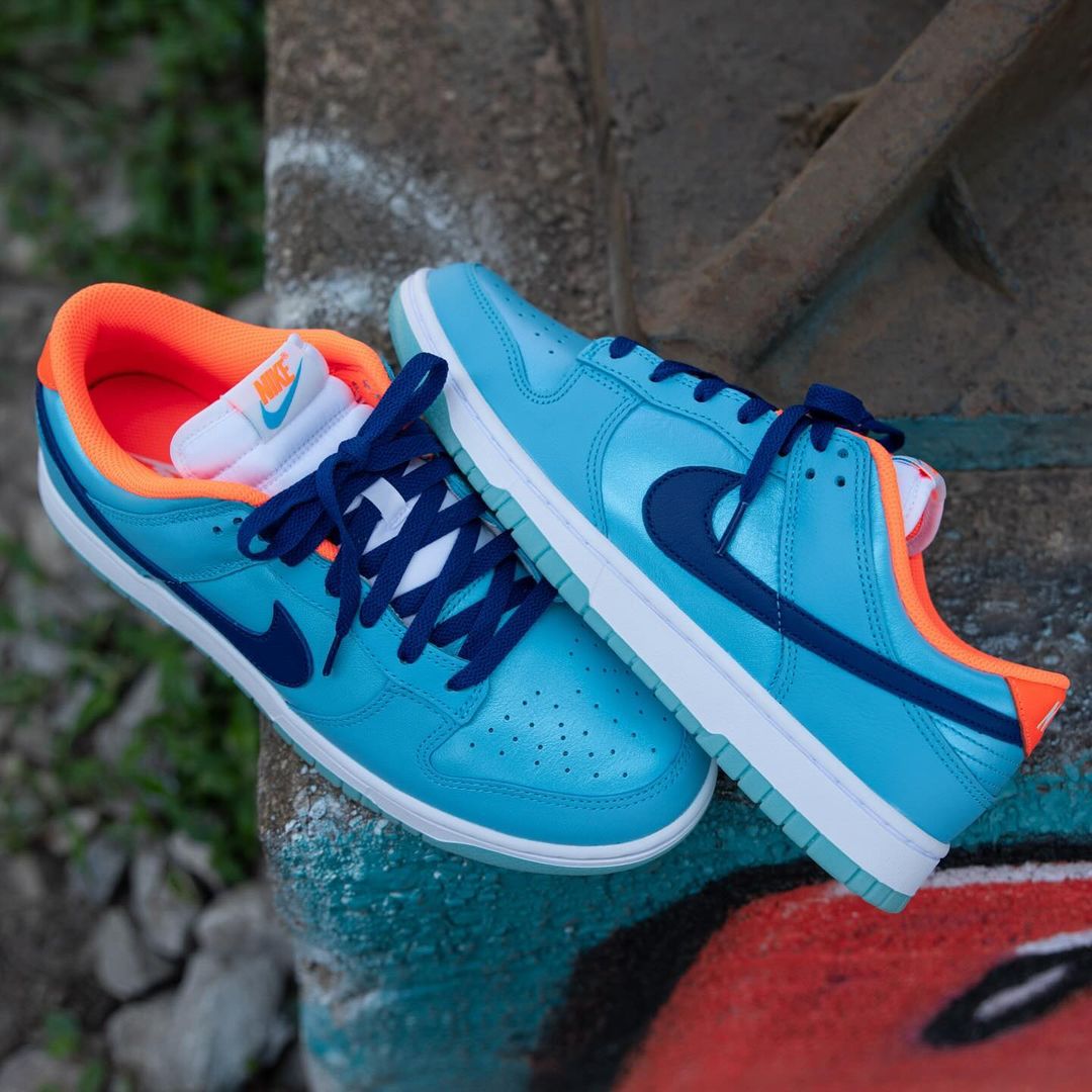 NIKE DUNK LOW Baltic blue