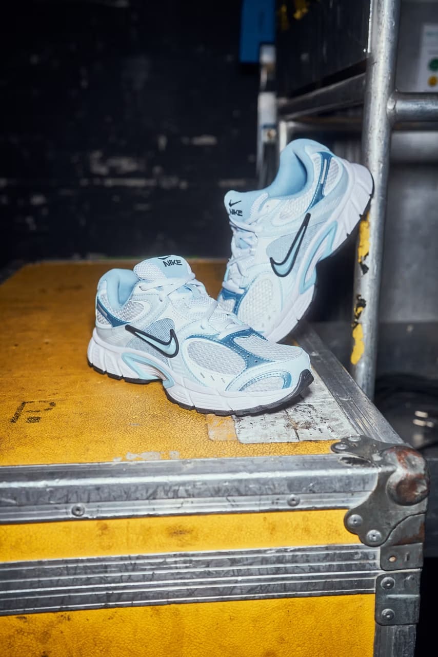 NIKE V5 RNR WMN ICY BLUE
