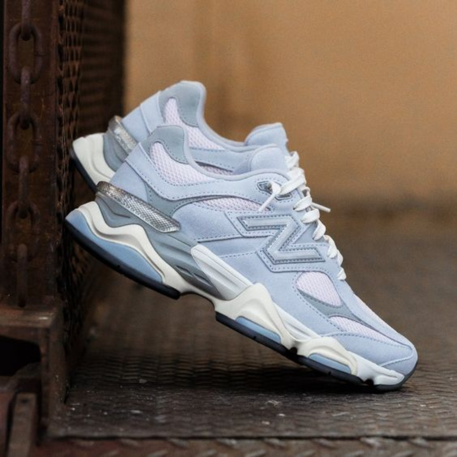 NEW BALANCE 9060 Granite Pink