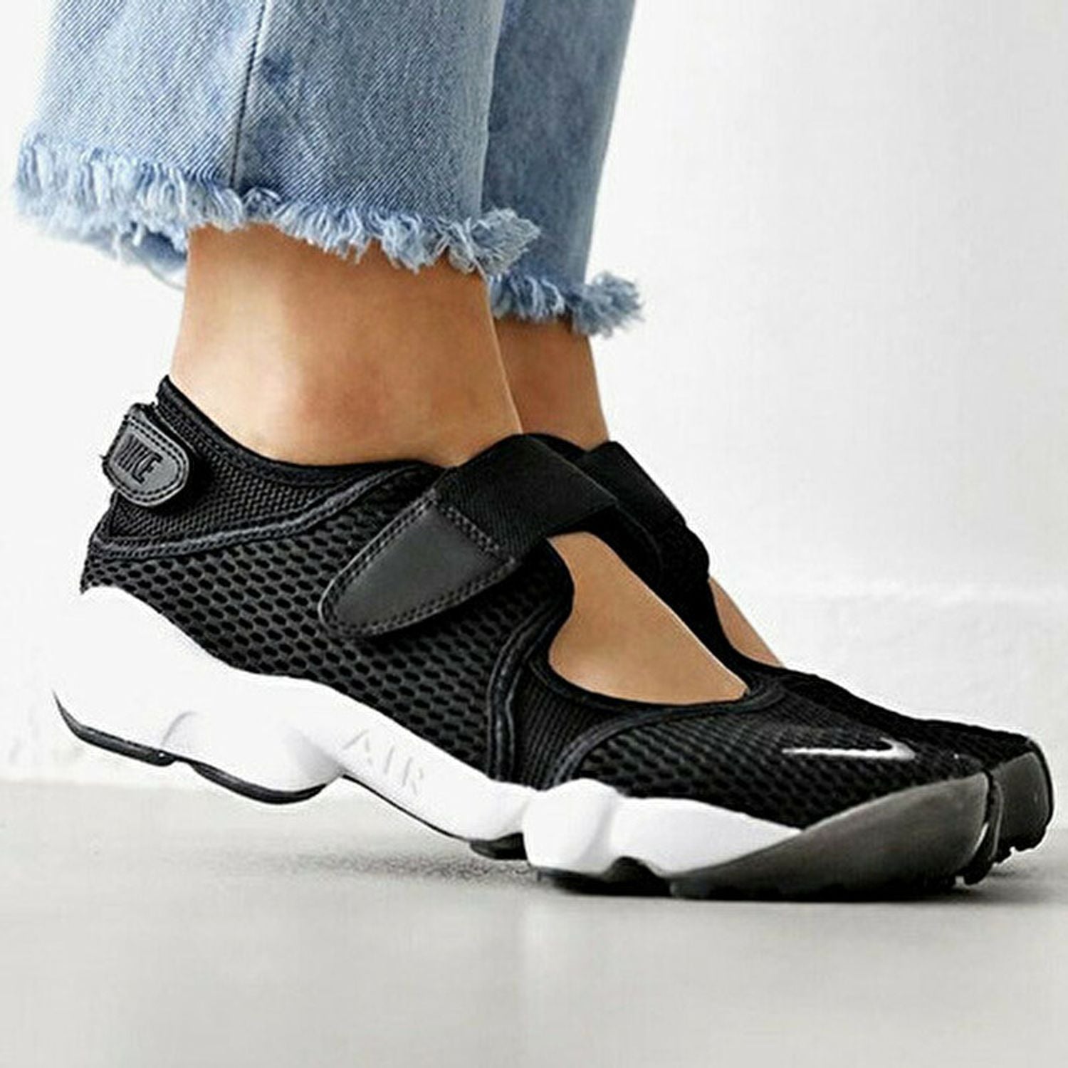 NIKE AIR “NINJA” WMN (women)