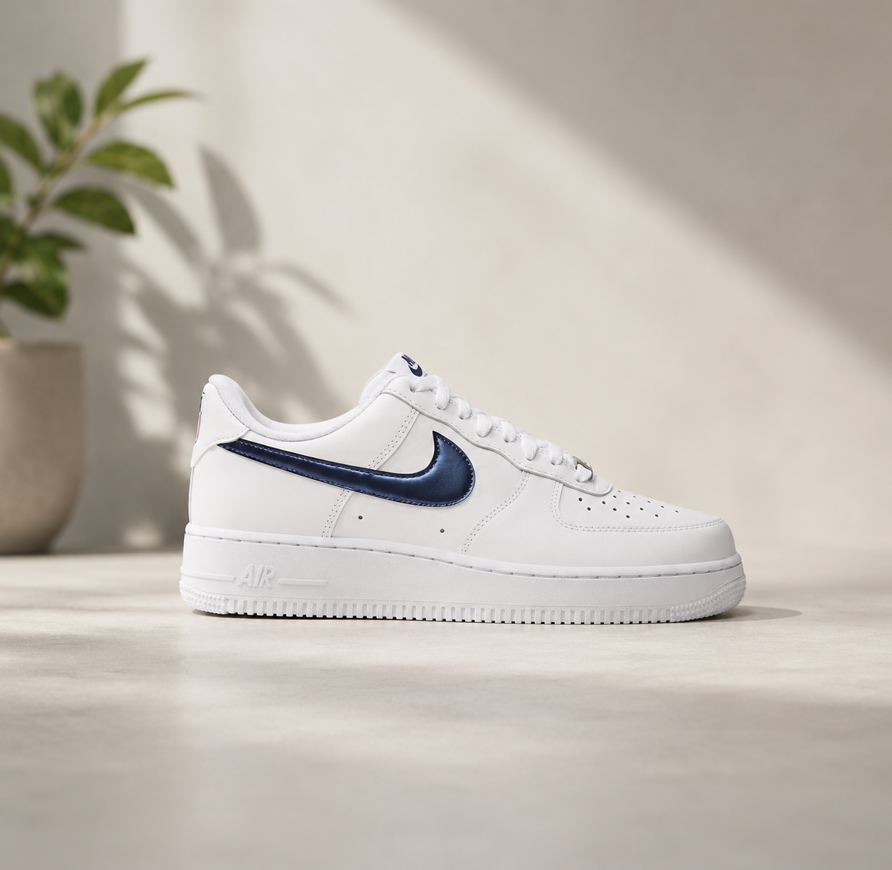 MEN'S NIKE AIR FORCE 1 '07 LV8 SE TEAM USA CASUAL SHOES