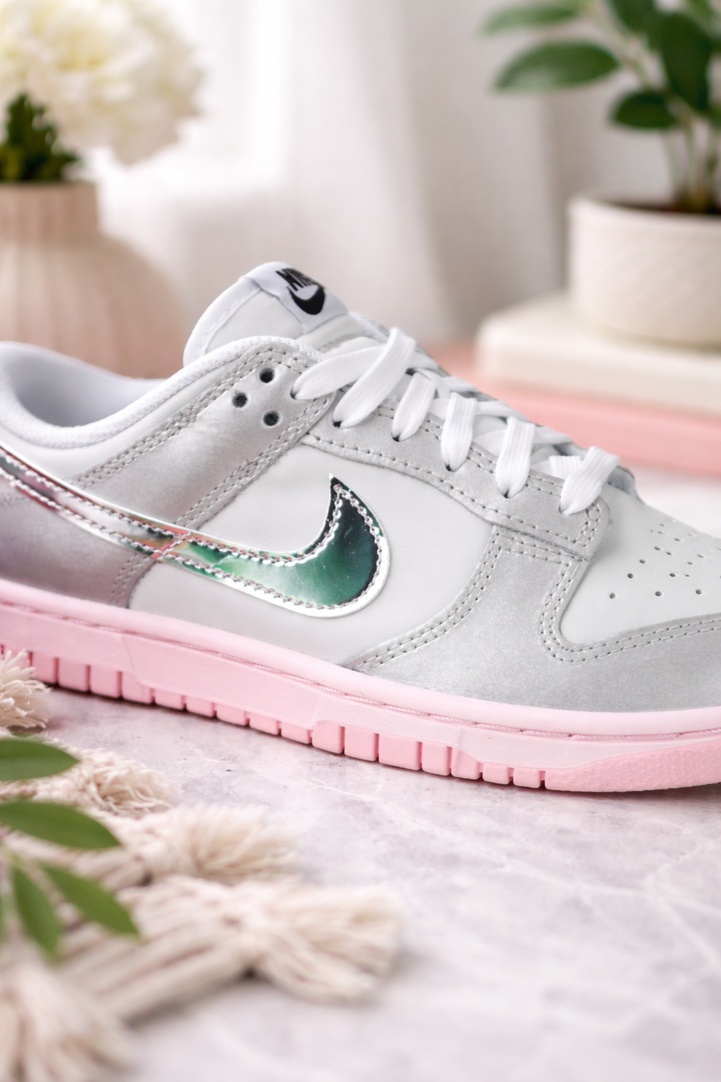 NIKE DUNK LOW LX "PHOTON DUST/METALLIC SILVER-PINK FOAM" WMN