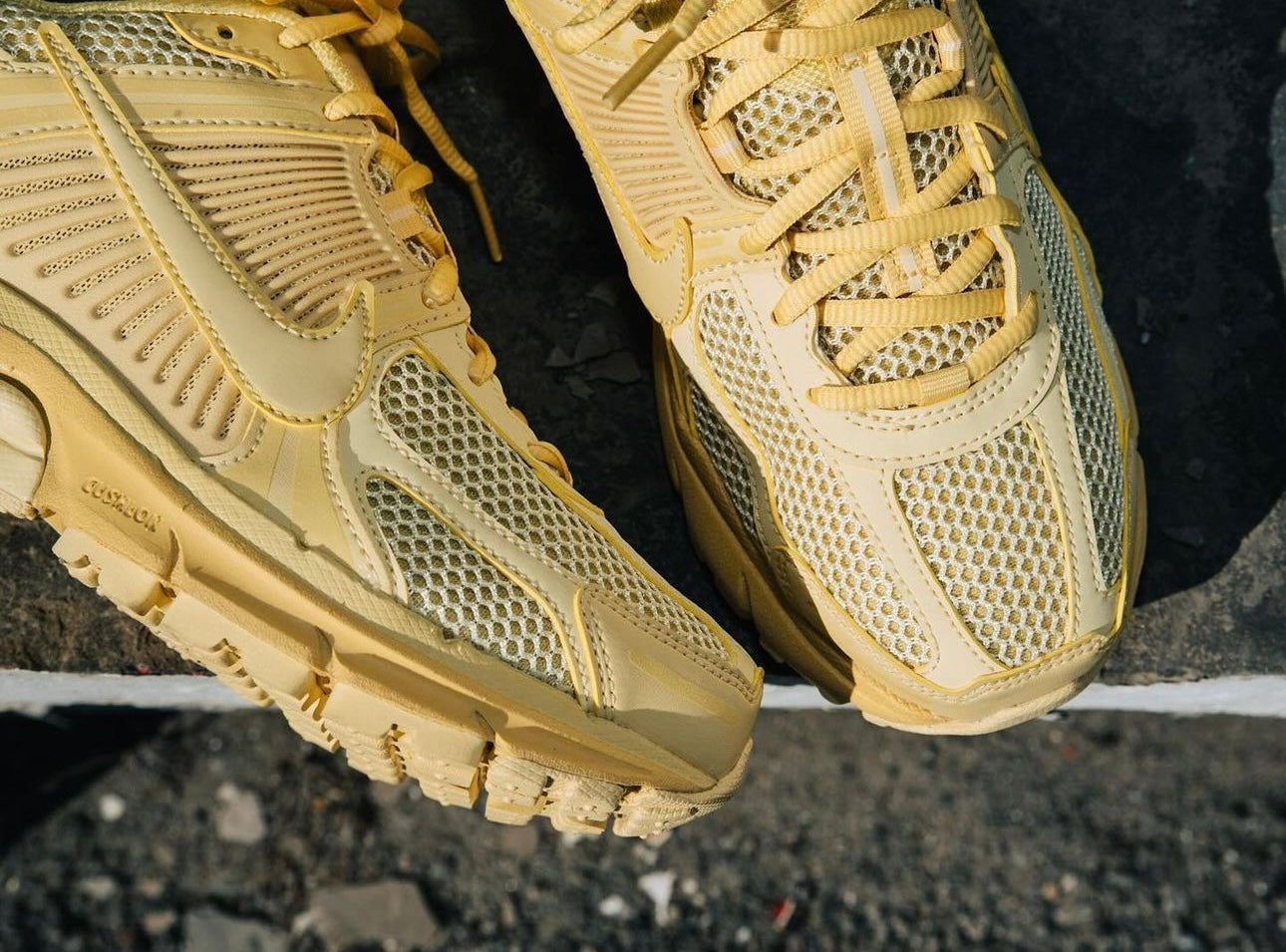 oskyrk さまGolden  スニーカー サイズ35 adidas Women's Tokyo Decon in Gold | SVD USA