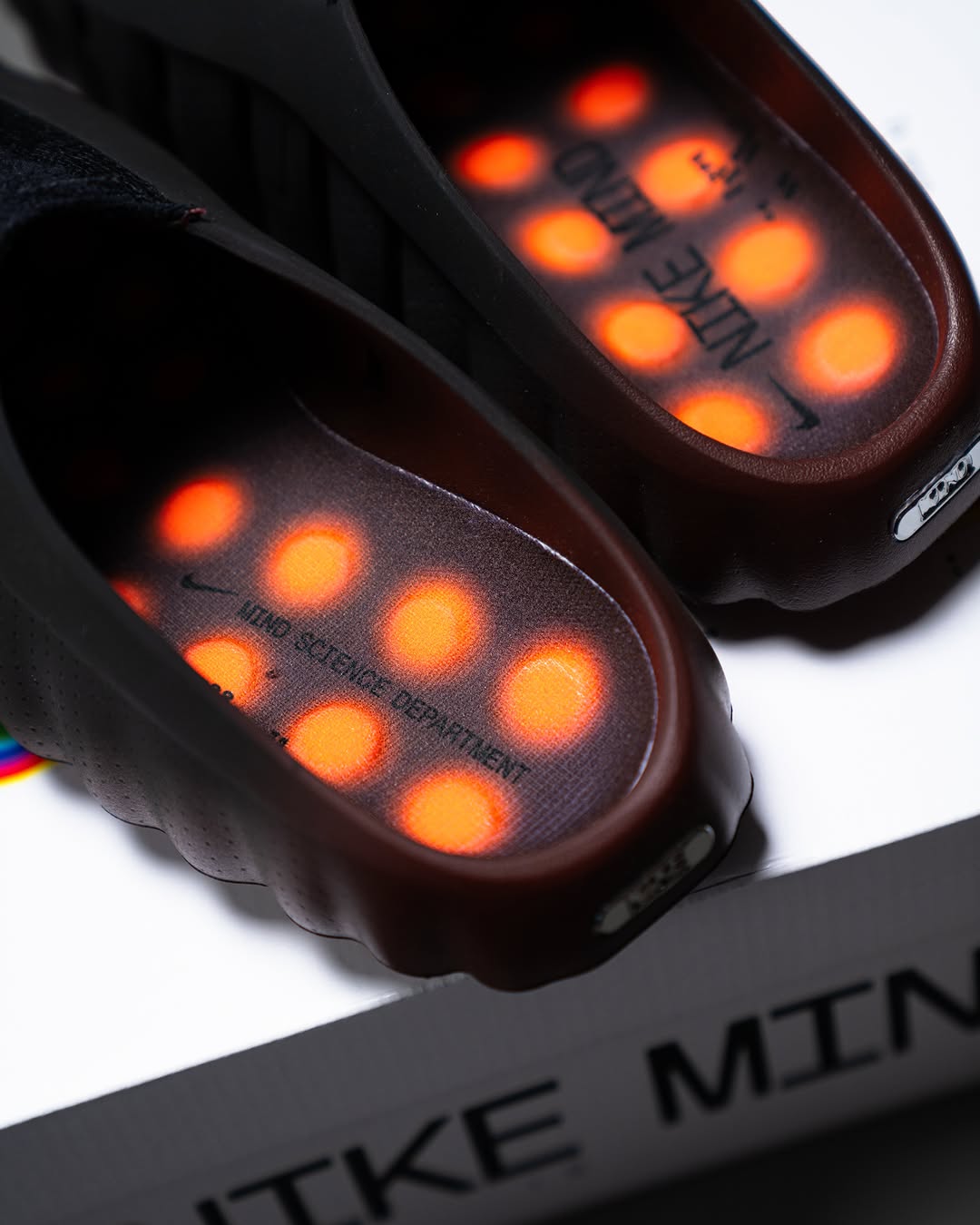 NIKE MIND 001 “BRONZE ECLIPSE”