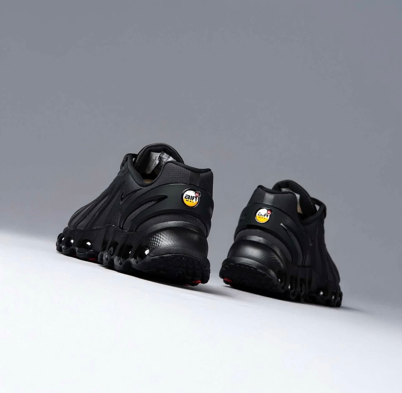 MEN'S NIKE AIR MAX DN8 CASUAL SHOES