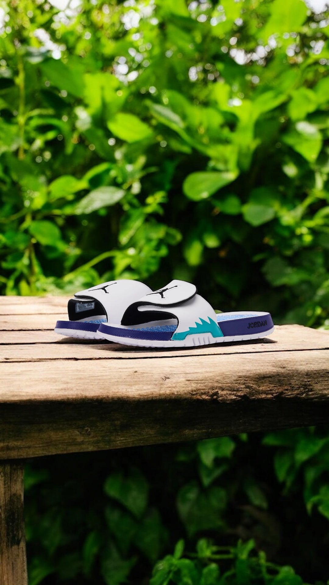 MENS JORDAN HYDRO 5 RETRO SLIDES