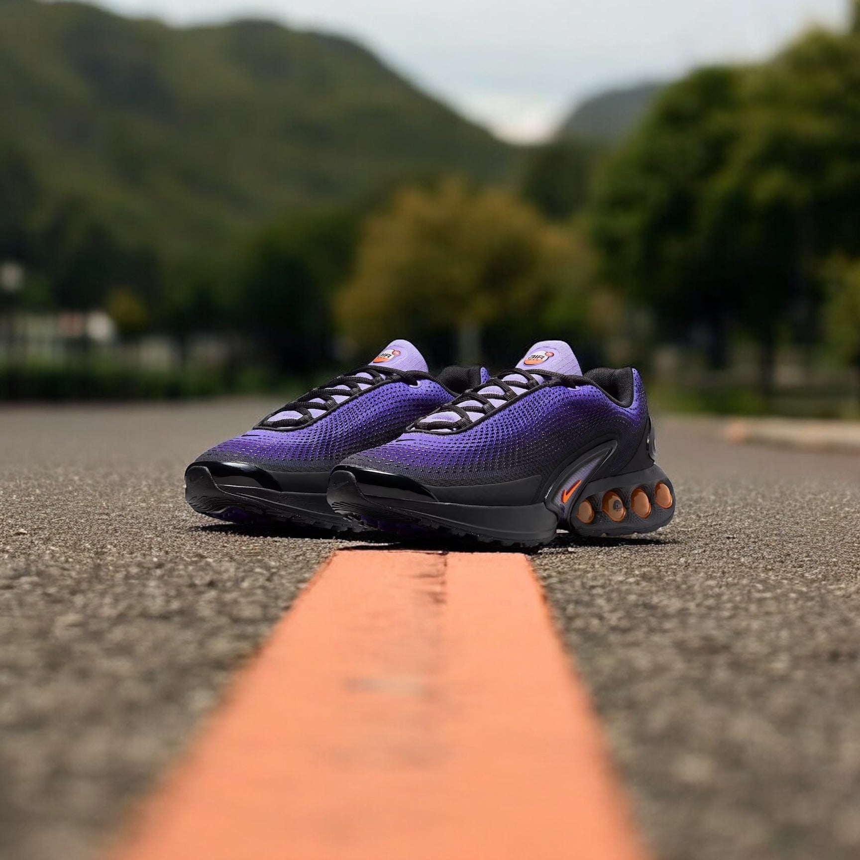 NIKE AIR MAX DN SE "MEDIUM VIOLET/TOTAL ORANGE"