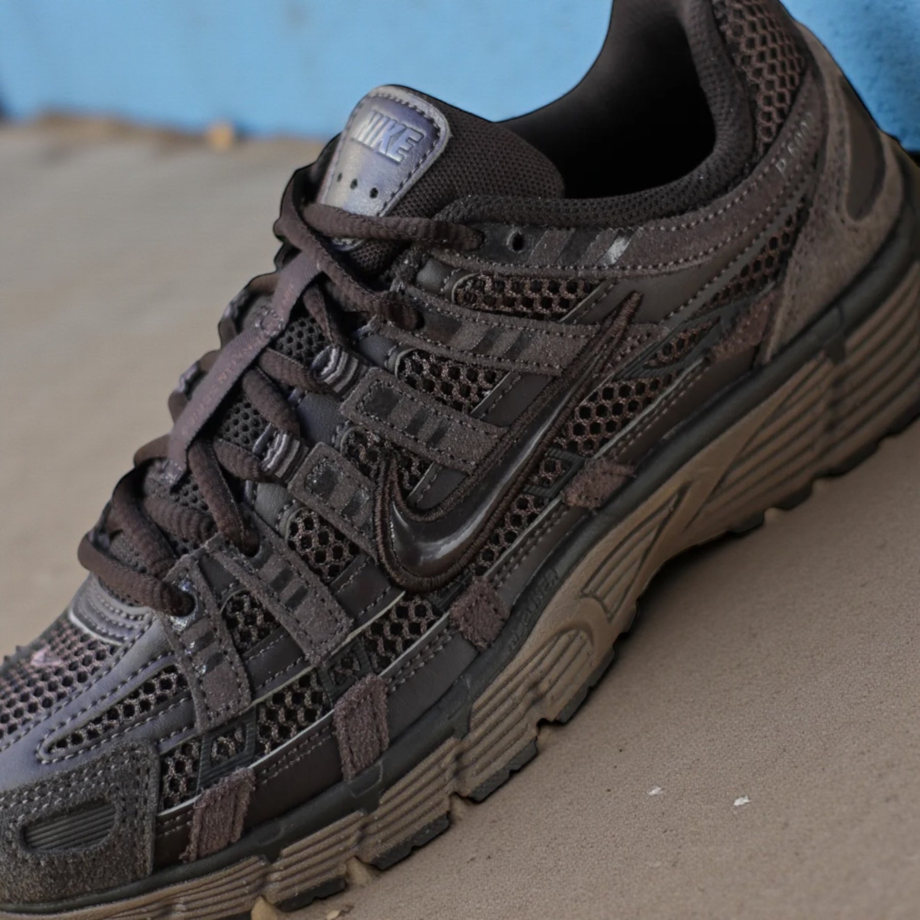 NIKE P-6000 SE "VELVET BROWN/VELVET BROWN-IRONSTONE"