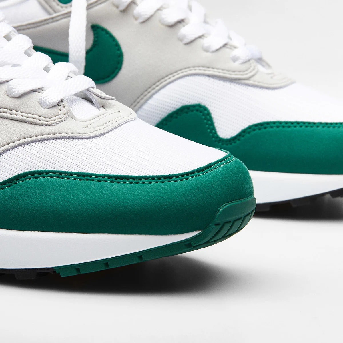 NIKE AIR MAX 1 "EVERGREEN"