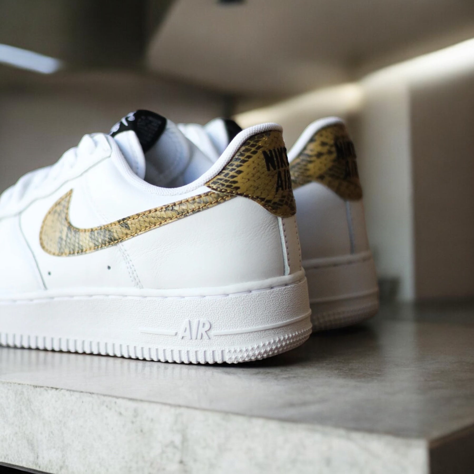 NIKE AIR FORCE 1 BASSE RÉTRO « ÉLÉMENTAIRE »