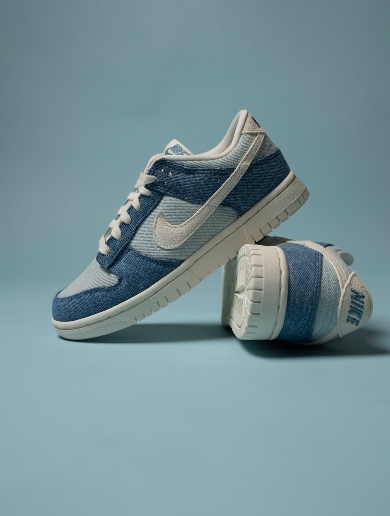 NIKE DUNK LOW WMN "SMOKEY BLUE/PALE IVORY-DENIM TURQ-OCHRE"