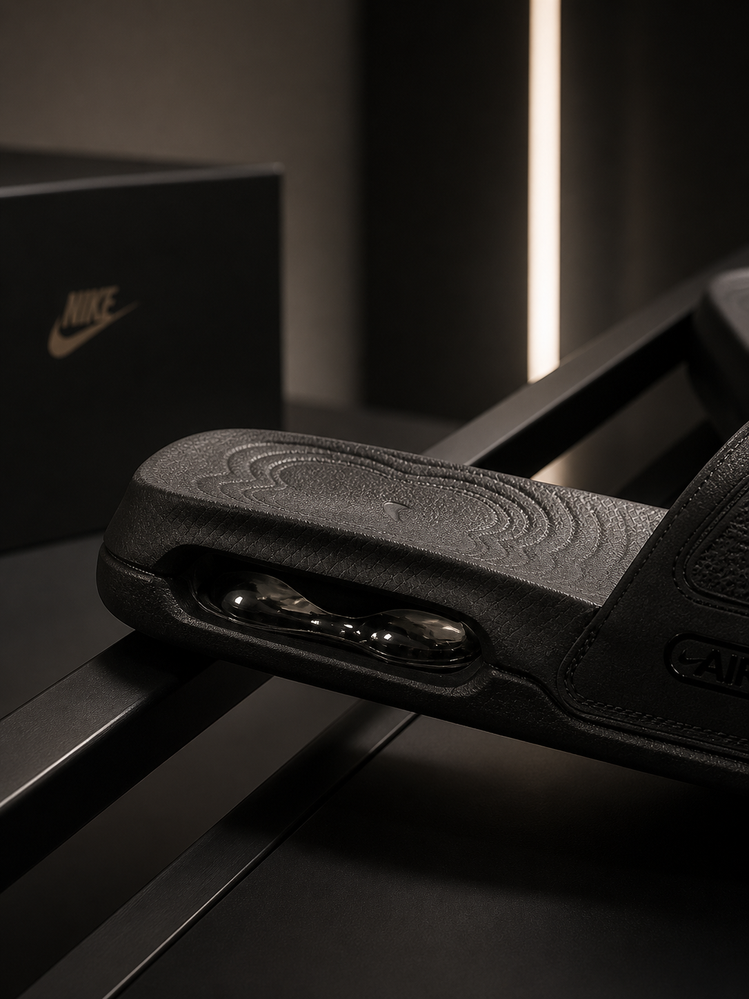 NIKE AIR MAX CIRRO BLACKOUT
