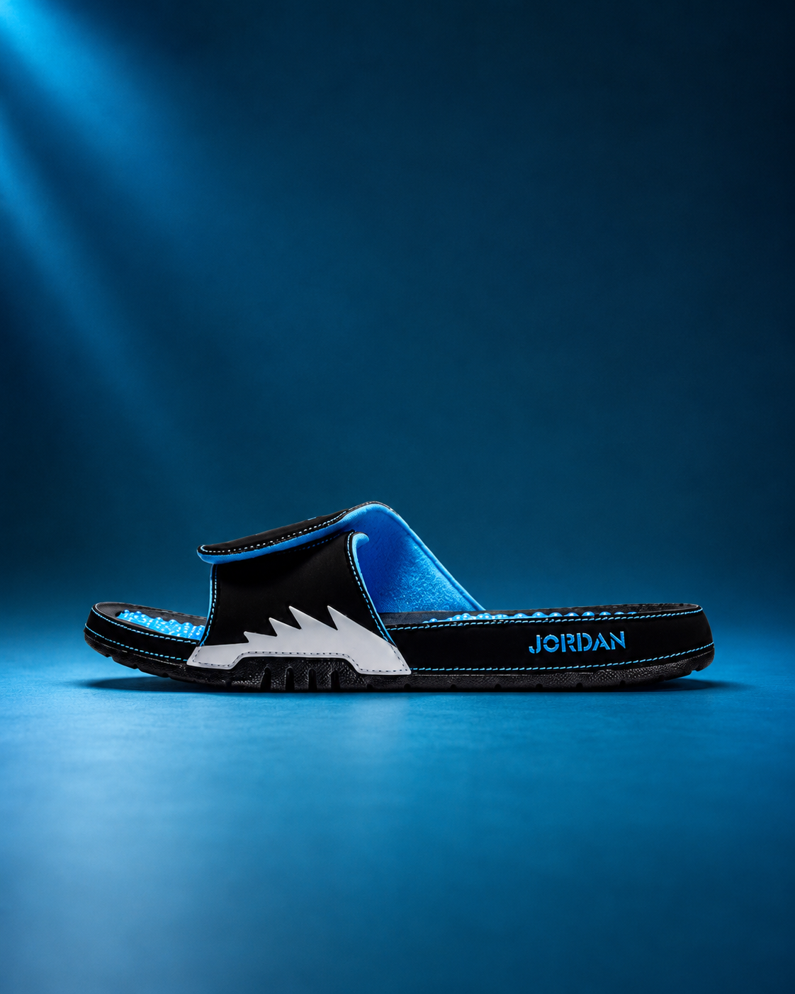 JORDAN HYDRO 4 RETRO SLIDE SANDALS