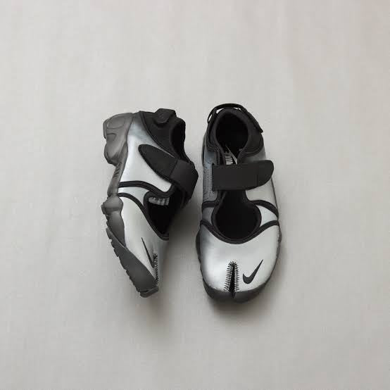 Nike Air Rift “ninja” Leather Sneaker in Metallic Silver/Black