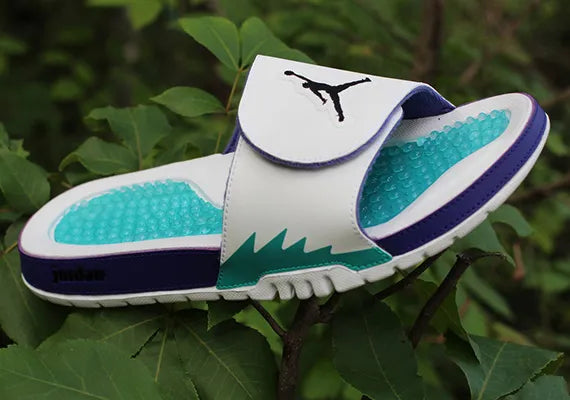 MENS JORDAN HYDRO 5 RETRO SLIDES