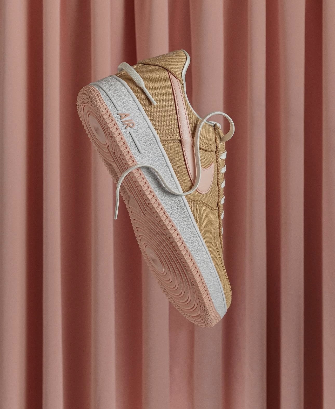 NIKE AIR FORCE 1 LINEN QS