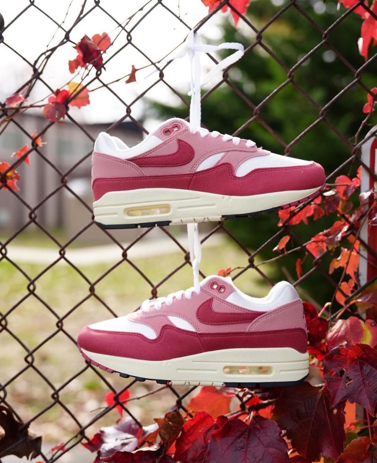 NIKE AIR MAX 1 WMN RED STARDUST