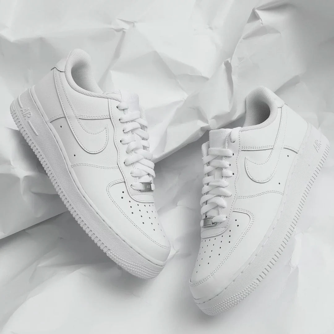 NIKE AIR FORCE 1 LOW (WHITE/WHITE)