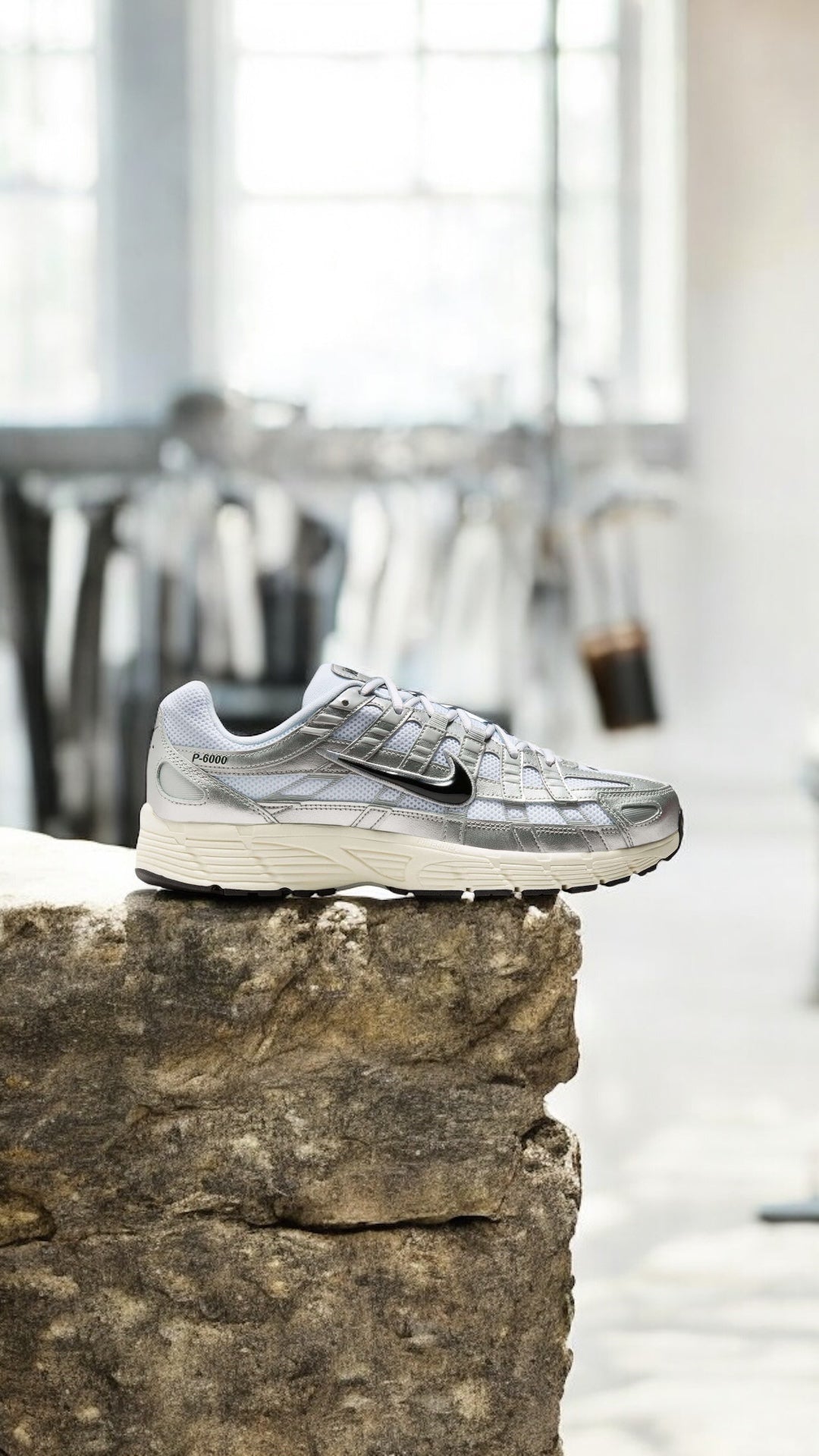 MENS NIKE P-6000 SILVER
